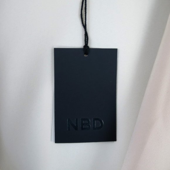BNWT Revolve x NBD Imogen Tie Front Long Sleeve Top in Champagne S - Picture 11 of 13